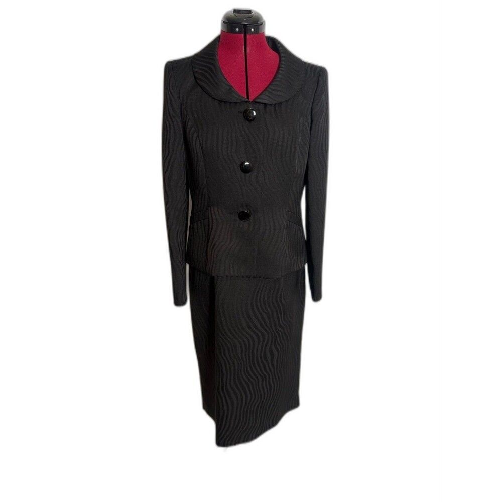 Le Suit Skirt Suit Woman's Size 6 Black Textured 2-Piece Set Blazer & Skirt